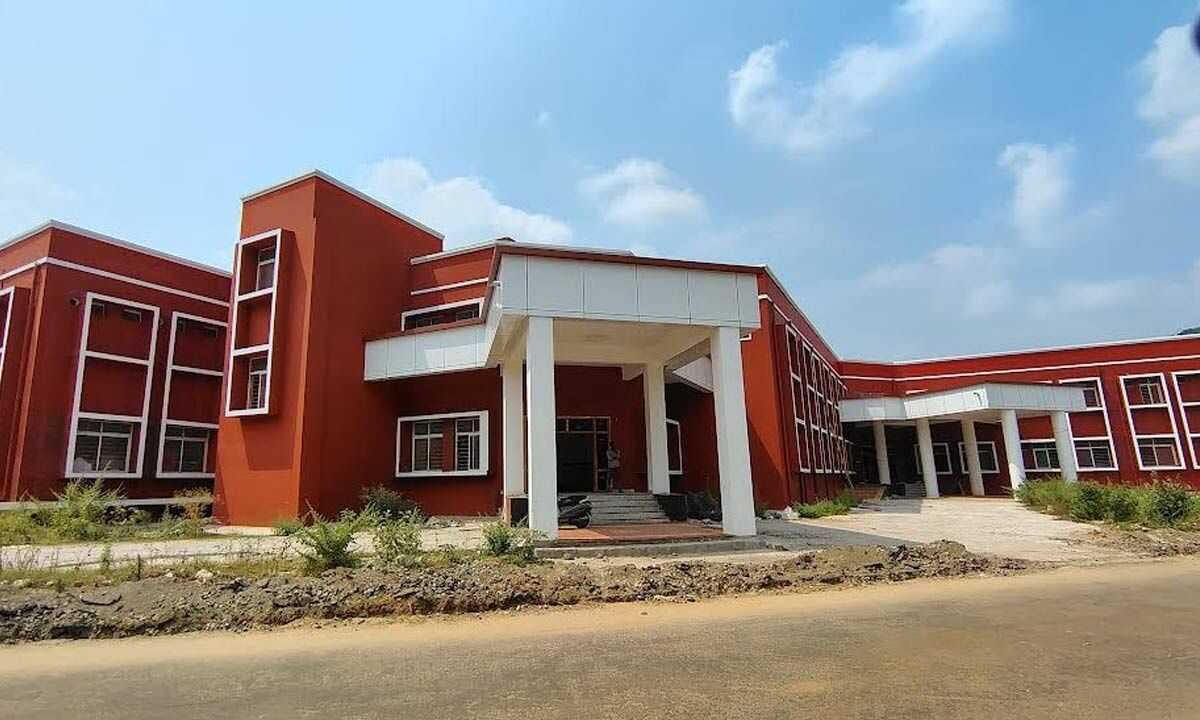 It's a long wait for poor to access City Diagnostic Centre
