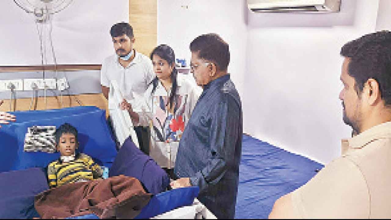 Allu Aravind calls on Sandhya stampede victim Sri Tej