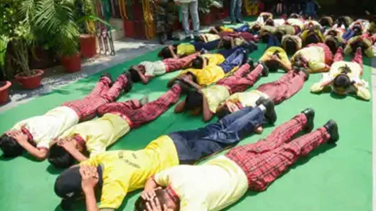War crisis preparedness: Mock drills conducted at several places in AP