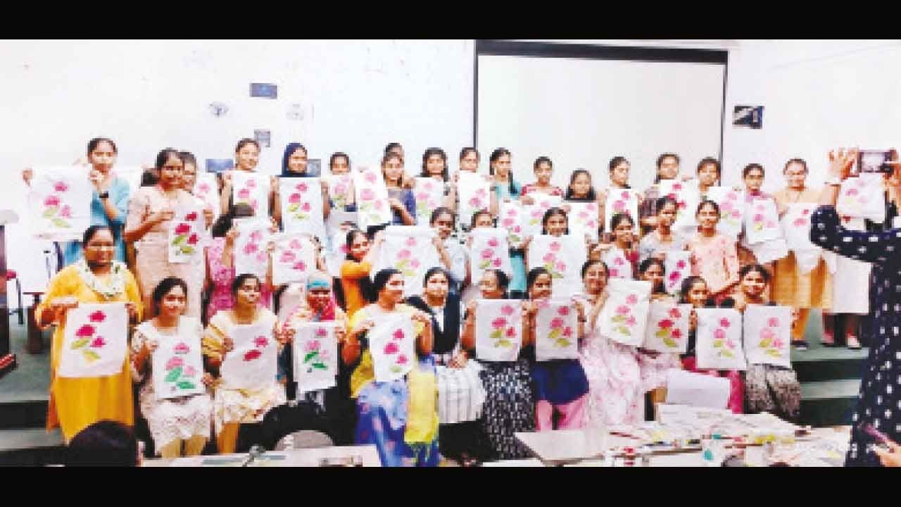 Creative Strokes Empowers Women Through Art at Sphoorthy Engineering College