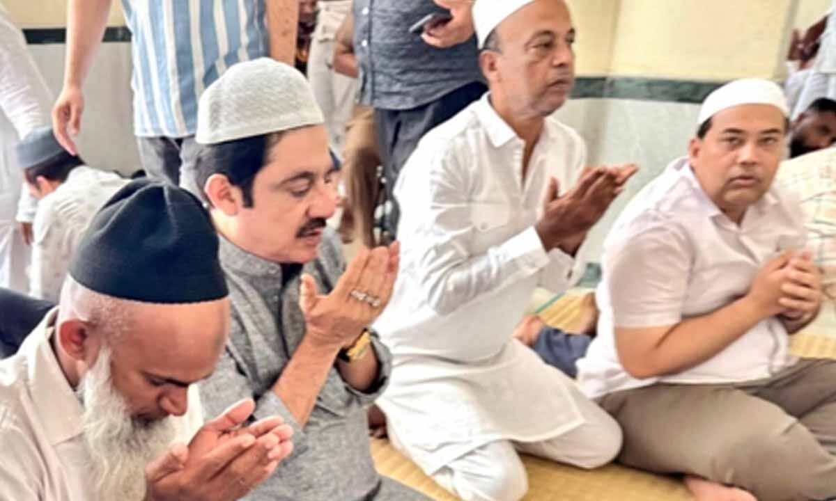Prayers held for troops in Karnataka mosques; Minister Zameer ready to be suicide bomber against Pakistan