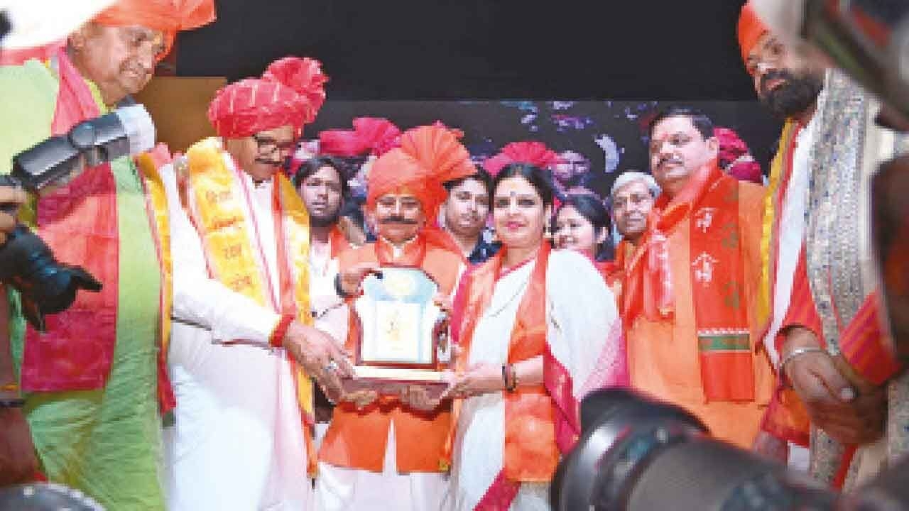 Temple activist Yamuna Pathak honoured with Bharat Gaurav Sanatan Samman