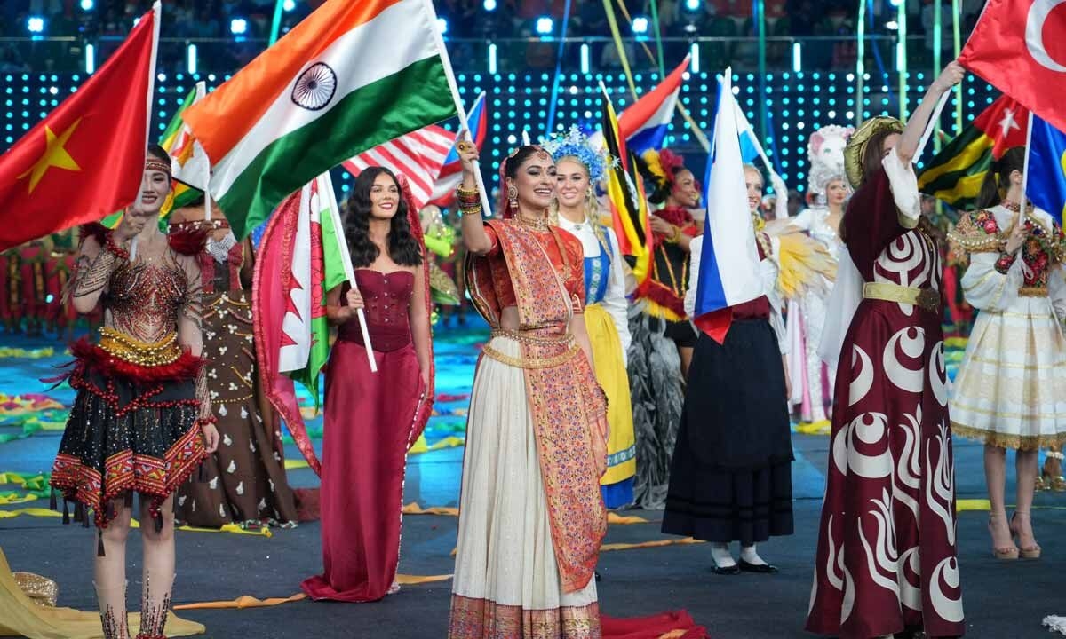 Miss World contest begins on a dazzling note