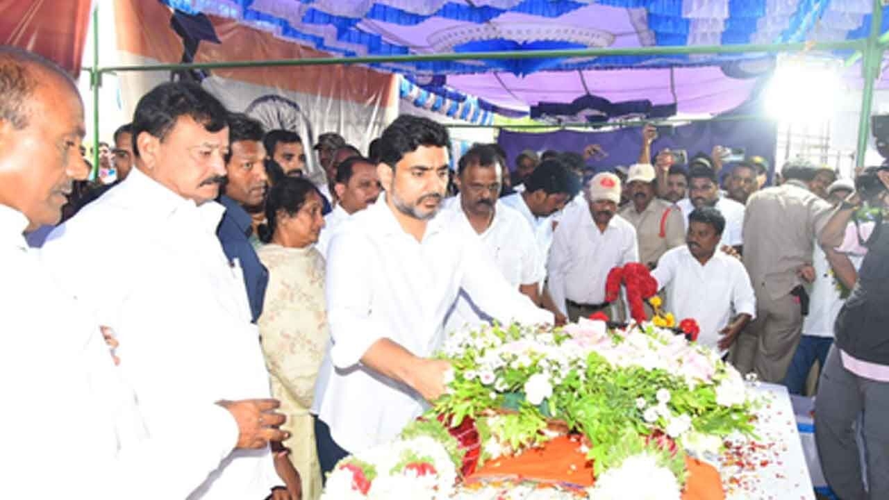 Andhra Pradesh gives hero's farewell to martyred soldier