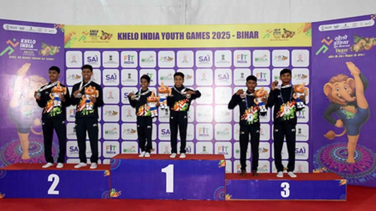 KIYG 2025: Aisangfa Gogoi creates weightlifting record; Maharashtra sweep yogasana medals on Day 8