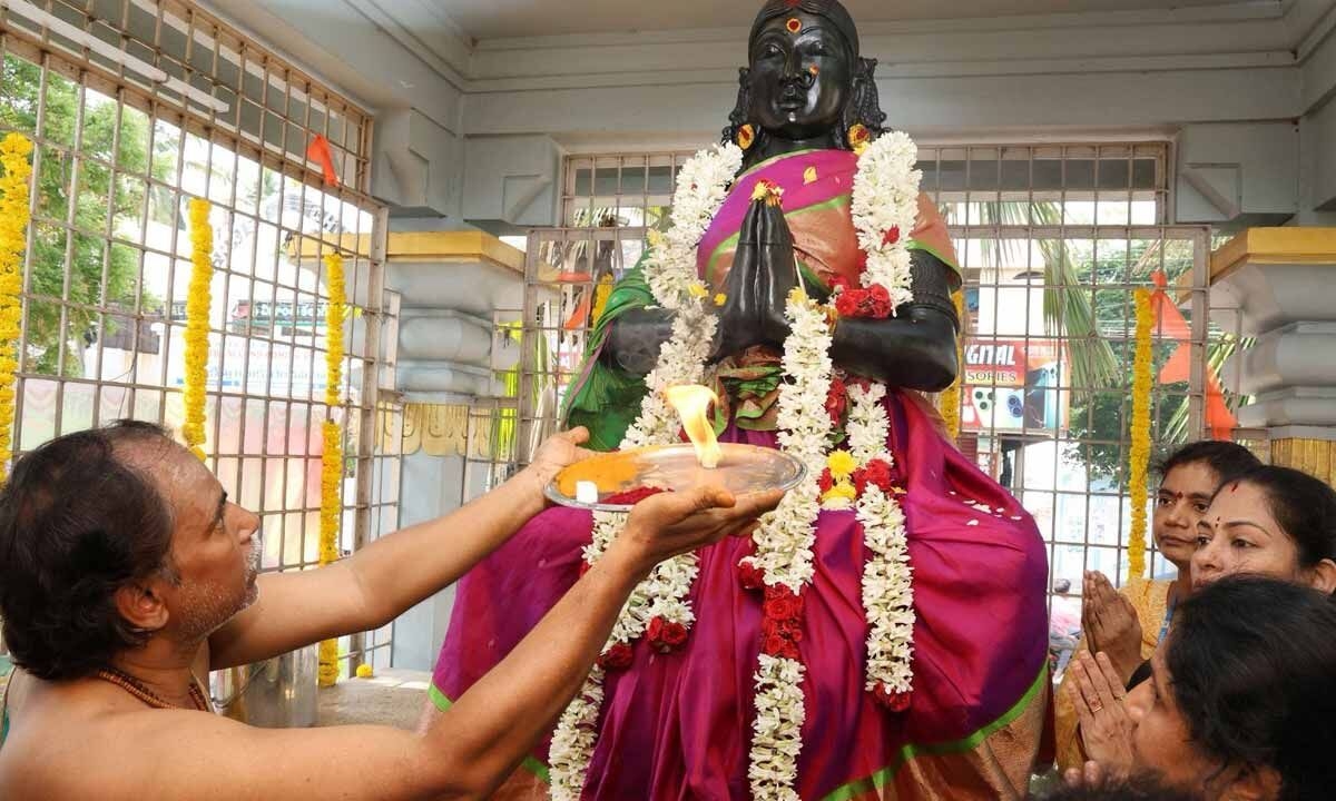 Vengamamba Jayanti observed