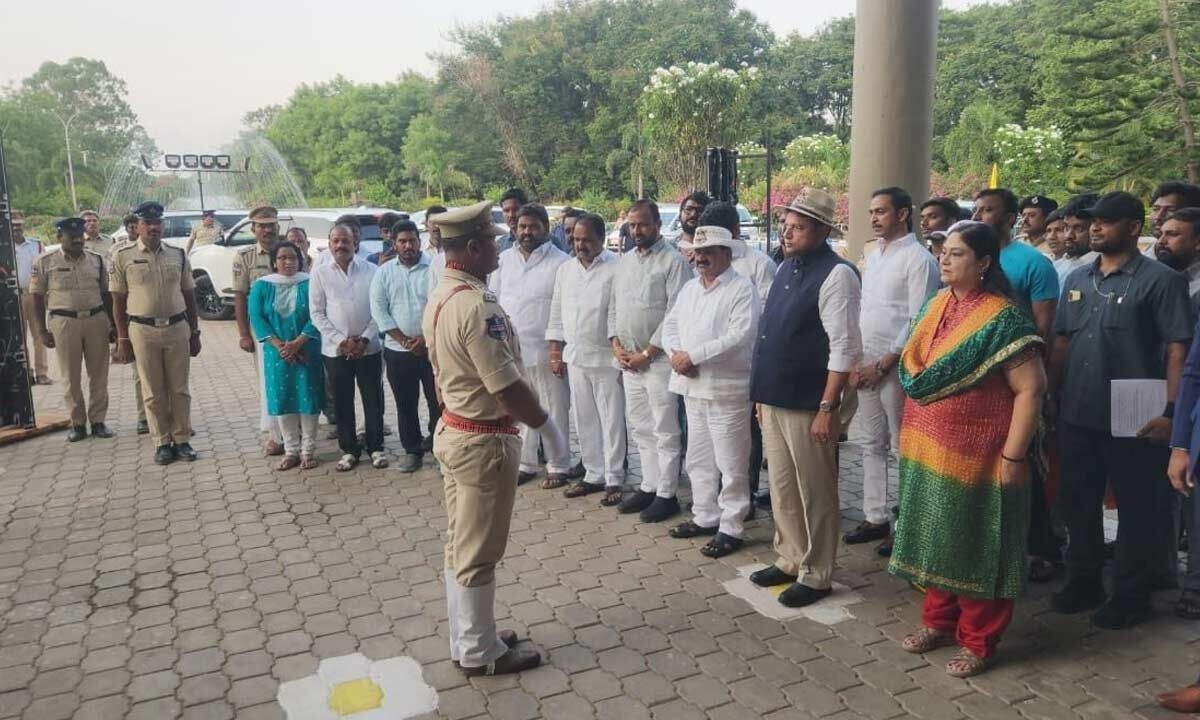 Minister's pep talk motivates inmates at Cherlapally