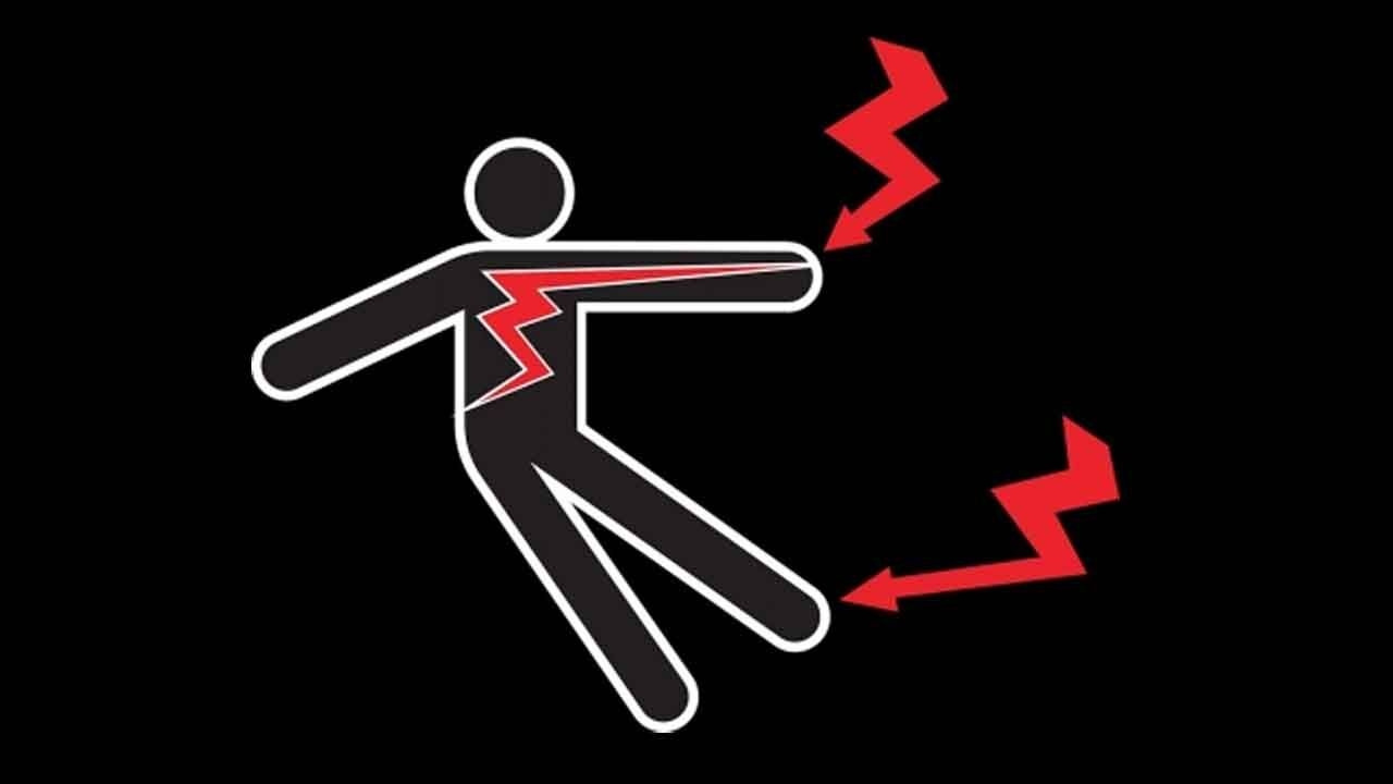Two killed, over a dozen injured after high tension wire electrocutes wedding bus in Bihar