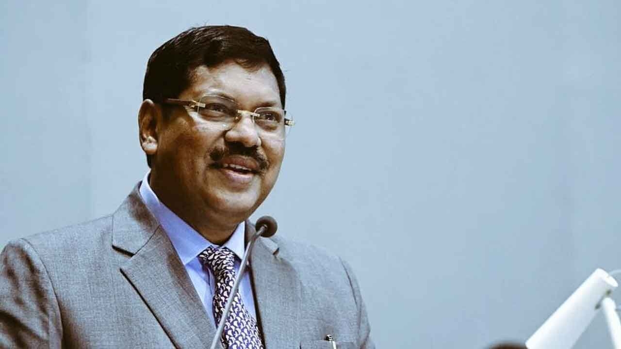 CJI Gavai begins with a bang
