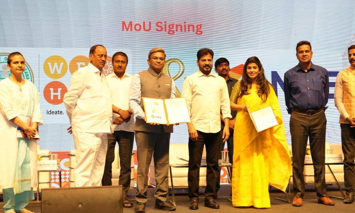 Give a leg up to SHGs to vie with Adanis, Ambanis: CM