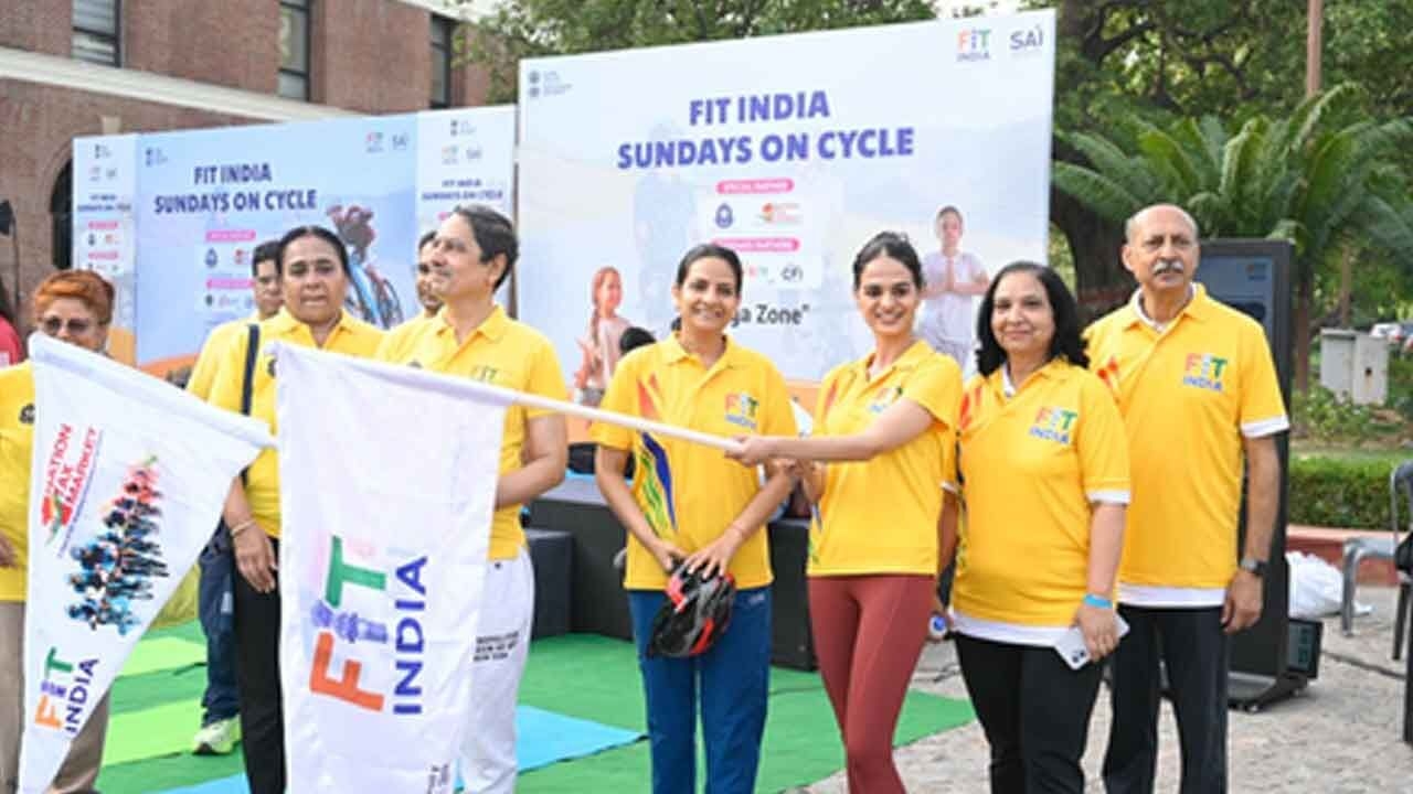 Celebrities including Olympians, chess grandmaster, actors join 'Fit India Sundays on Cycle'