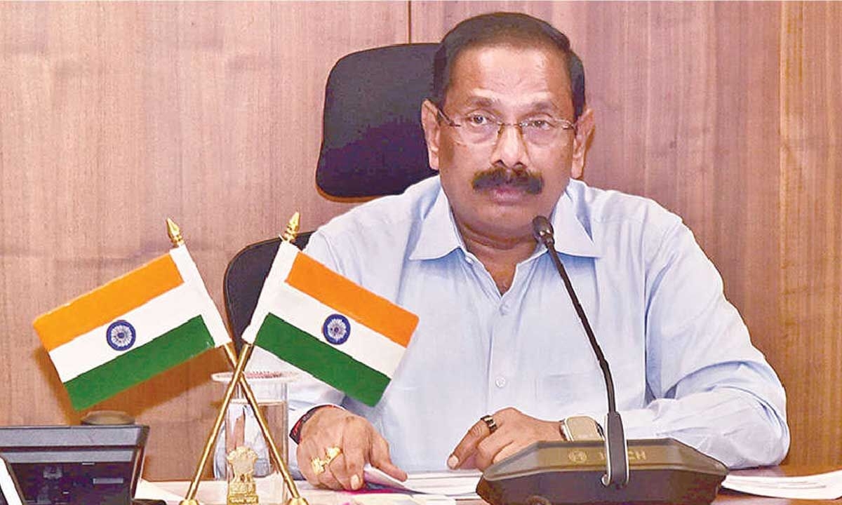2 cr people should participate in Int'l Yoga Day on June 21: CS