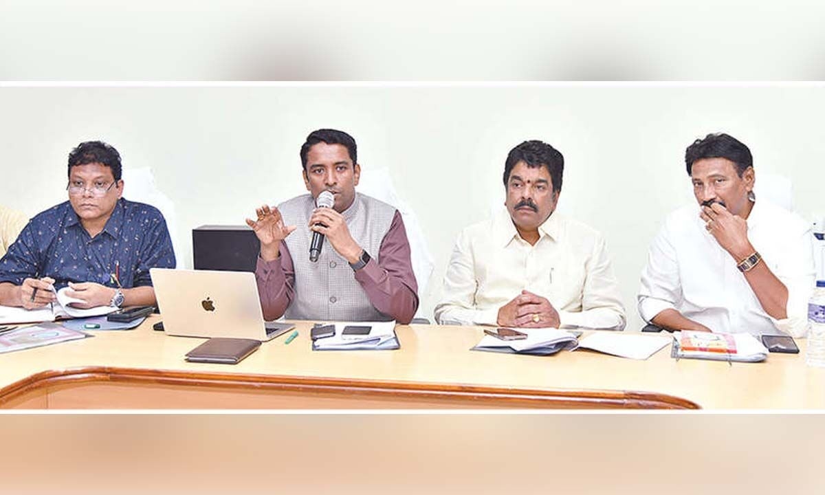 GGH doctors, staff told to deliver best services