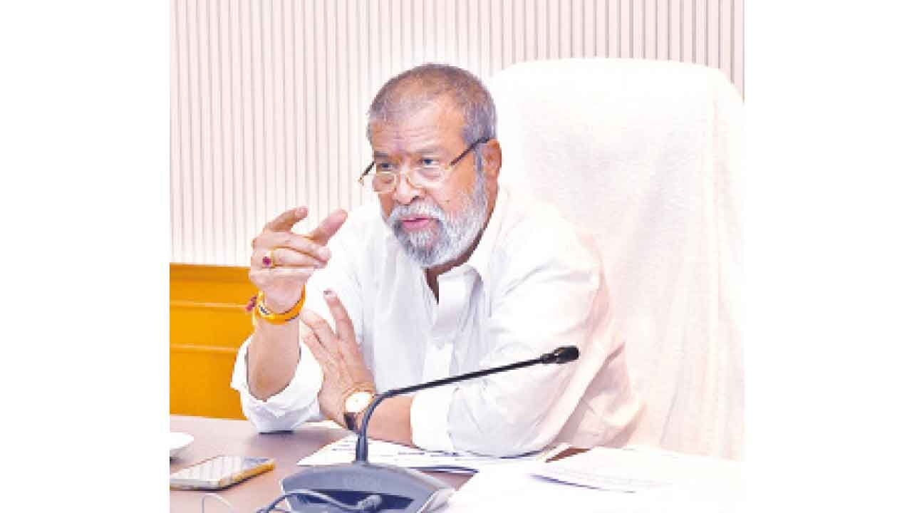Damodar assures AIDSA of resolving their key demands