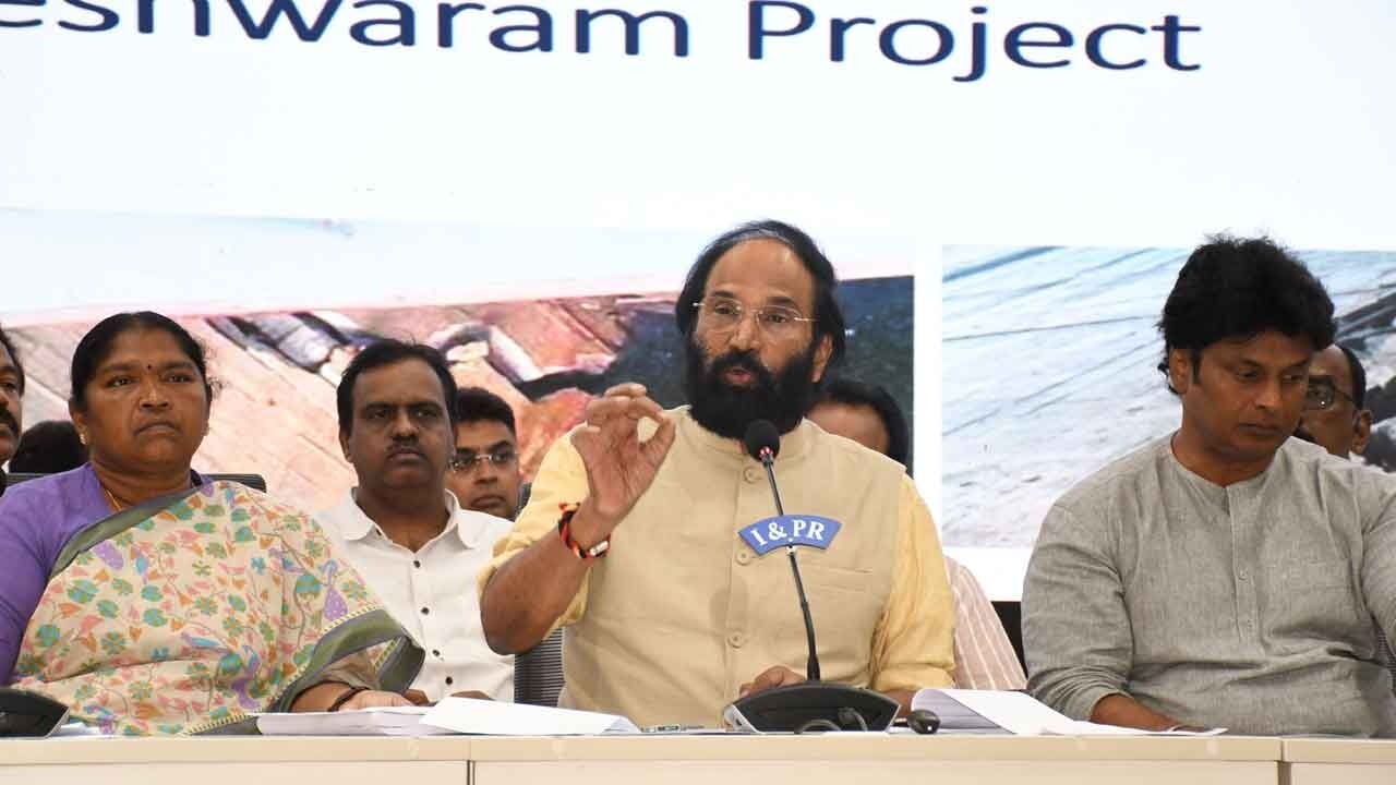Uttam's poser to BRS leaders: Why are you scared of judicial probe if KLIS was a marvel