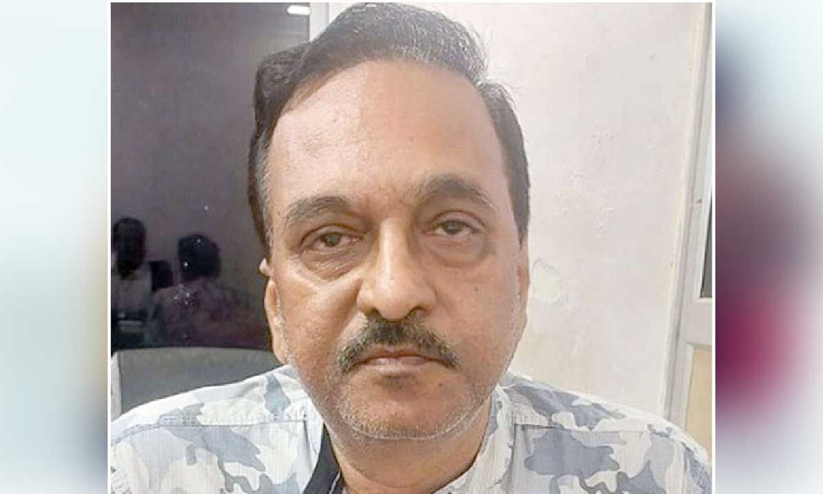 Ex-engineer held for cheating 2 persons of Rs 35L