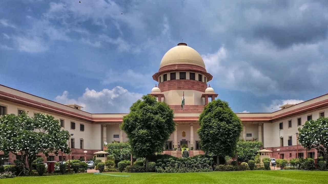 SC orders status quo on Bhushan liquidation