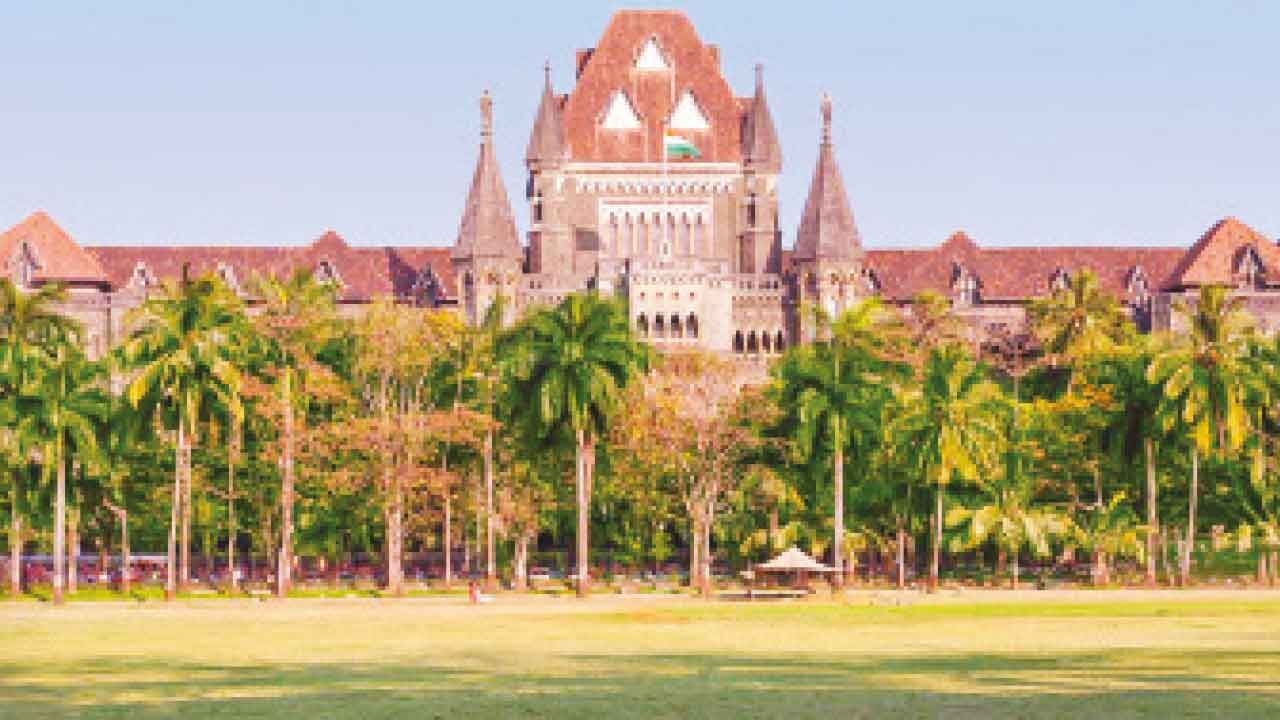 HC raps Maha govt as student is held over India-Pak post