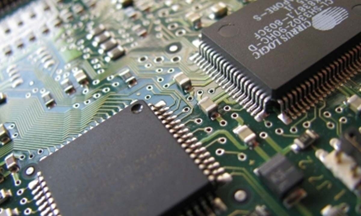 South Korean, Japanese biz leaders agree to boost cooperation in AI, chips