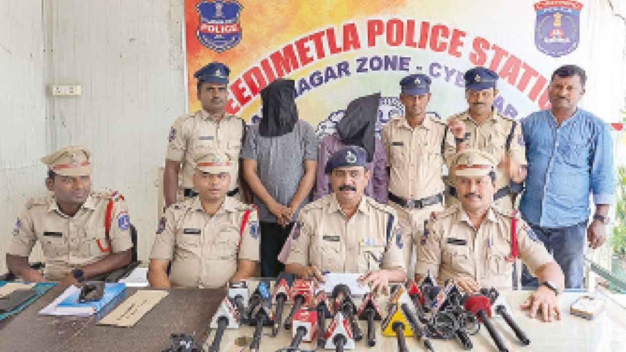 Two pseudo Naxals nabbed for Rs 50 lakh extortion bid