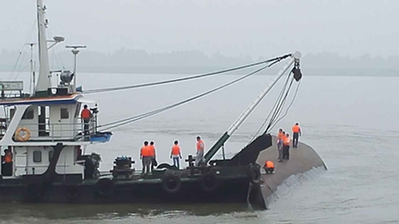 Plastic Nurdles from sunk container ship off Kochi coast wash ashore in TN, raising alarm for Gulf of Mannar
