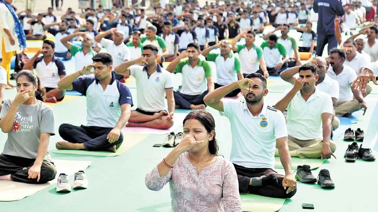 Police Yogandhra programme held in Vijayawada
