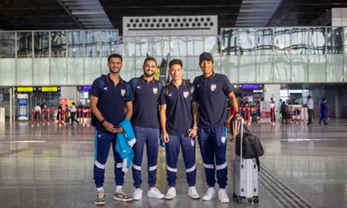 Preparing for perfect challenges, Indian men's football team reaches Thailand
