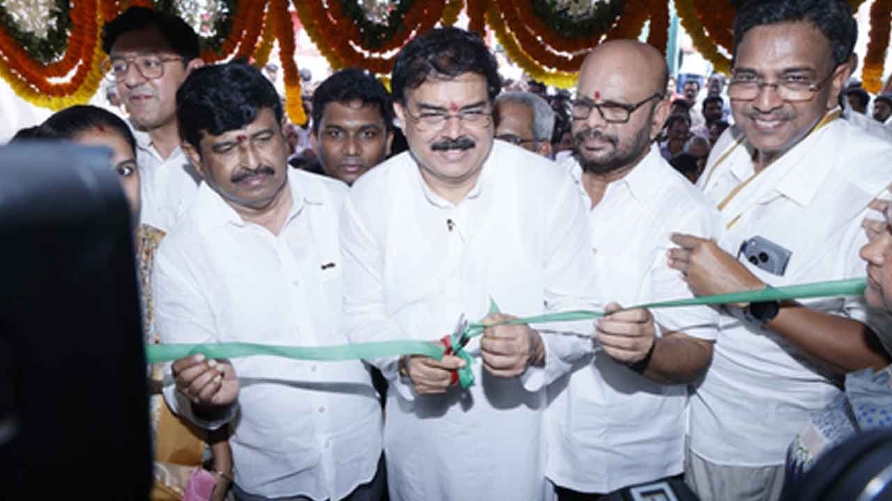 Andhra Pradesh resumes ration delivery at fair price shops
