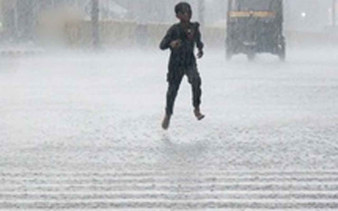 Monsoon preparedness: 33 dilapidated buildings in Gujarat's Bhavnagar get evacuation notice