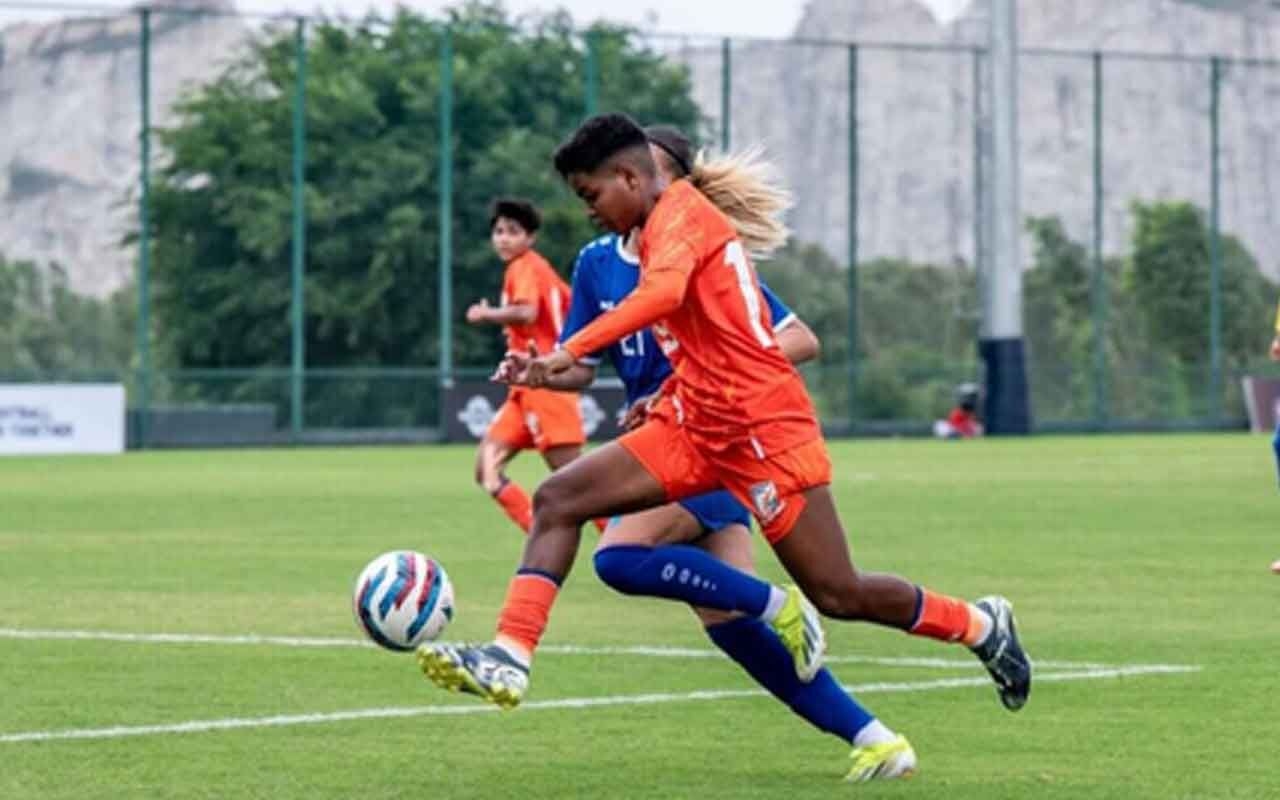 Debutants Manisha, Malavika, Priyadharshini reflect on 'dream come true' after first India cap