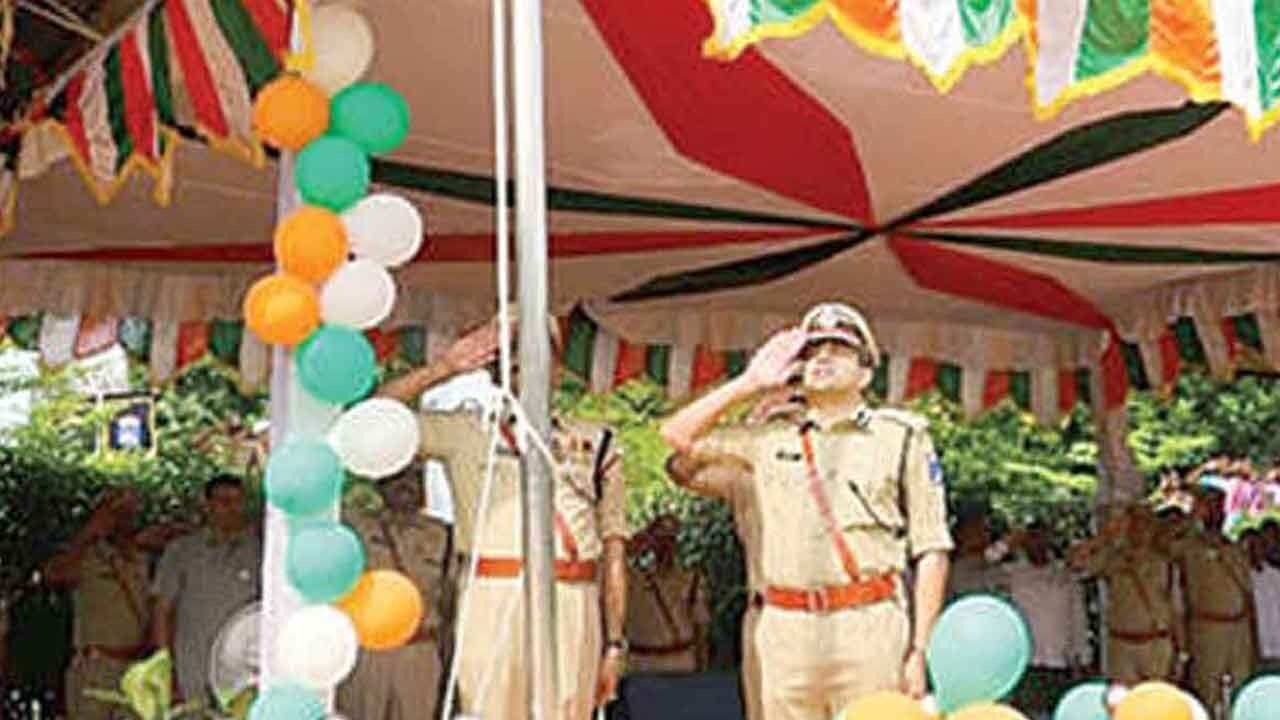 Cyberabad Commissionerate marks June 2 celebrations with gusto