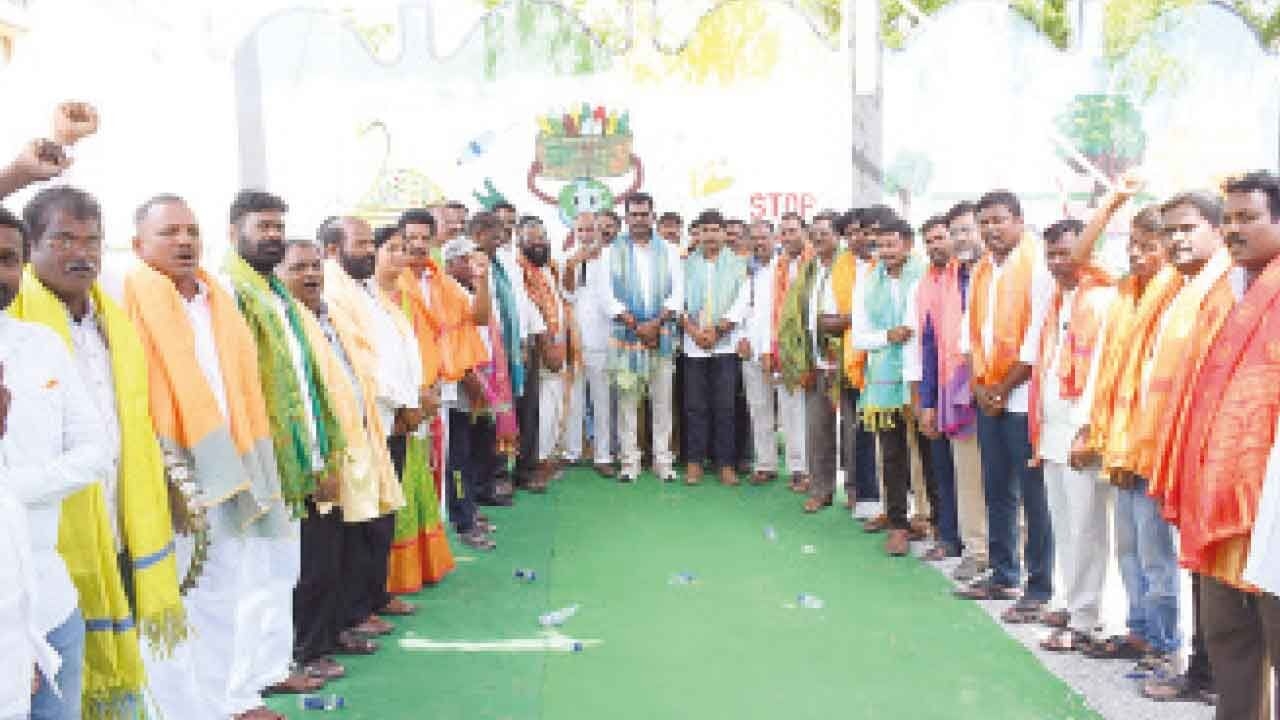 Thudi felicitates TG activists