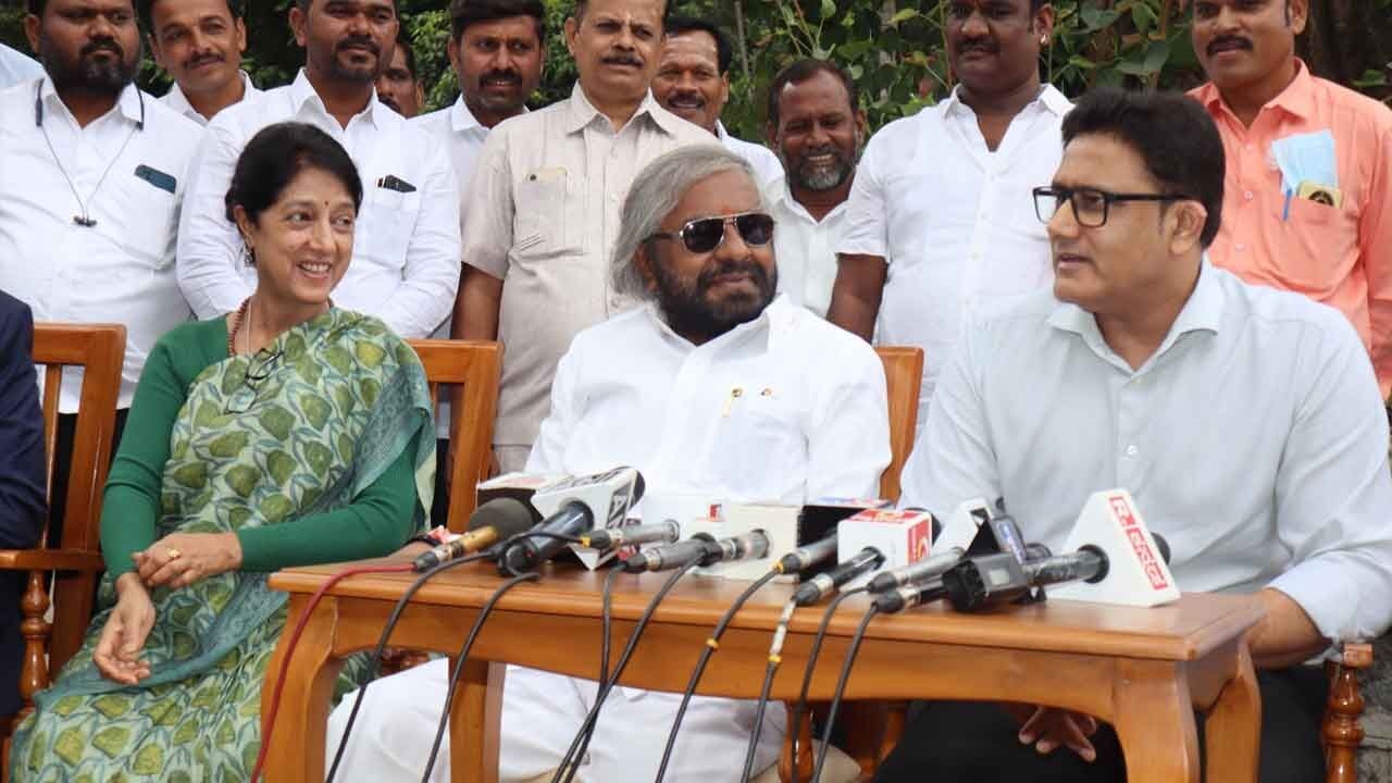 Anil Kumble-Eshwar Khandre meet