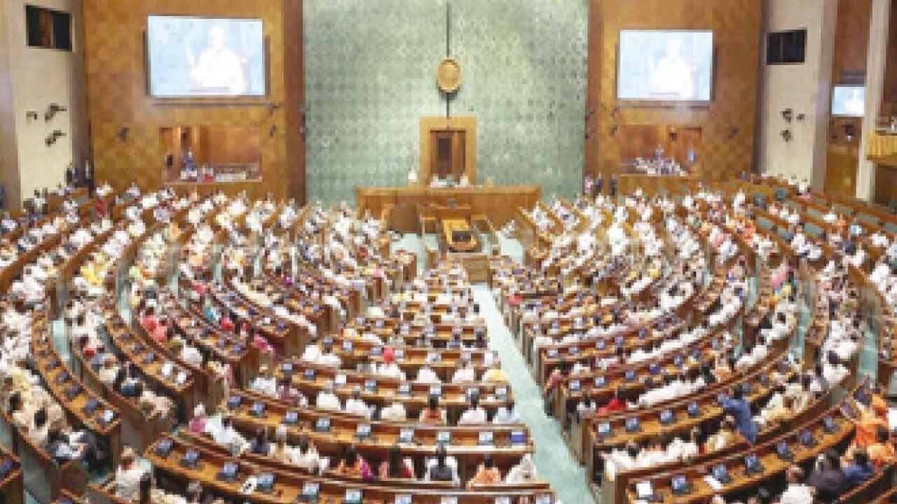 16 Oppn parties urge PM for special session of Parl
