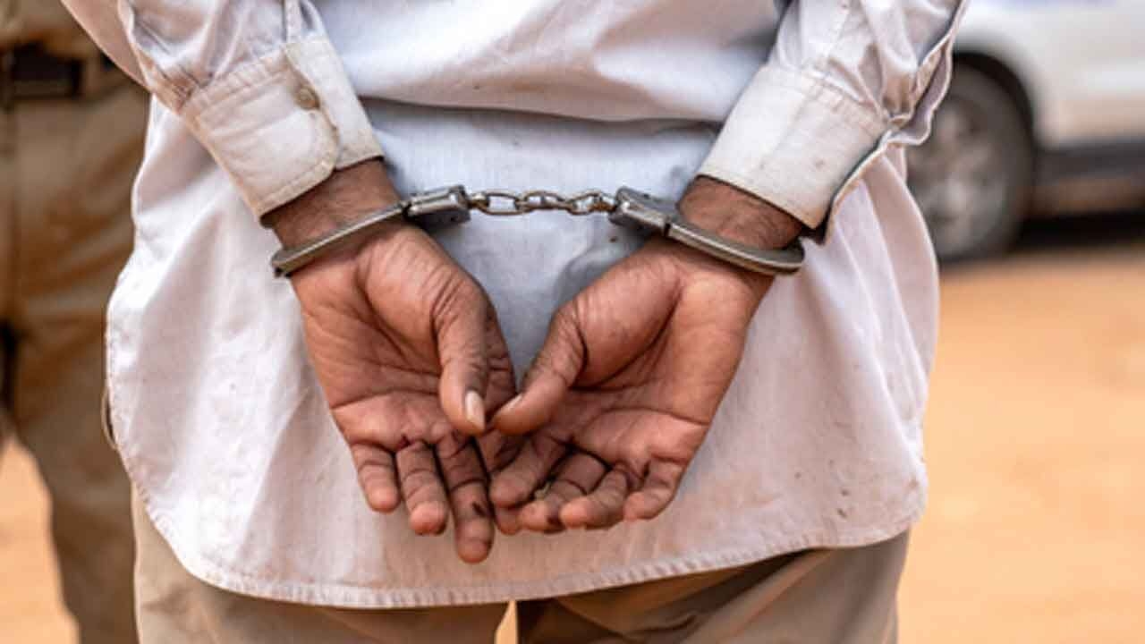 Cops nab accused who assaulted cop