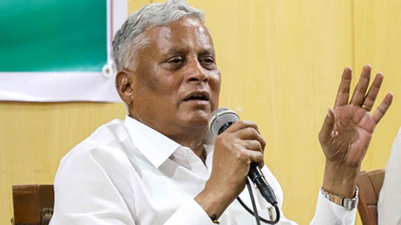 Union Minister Somanna urges K'taka CM to drop police cases against Hemavati canal project protestors