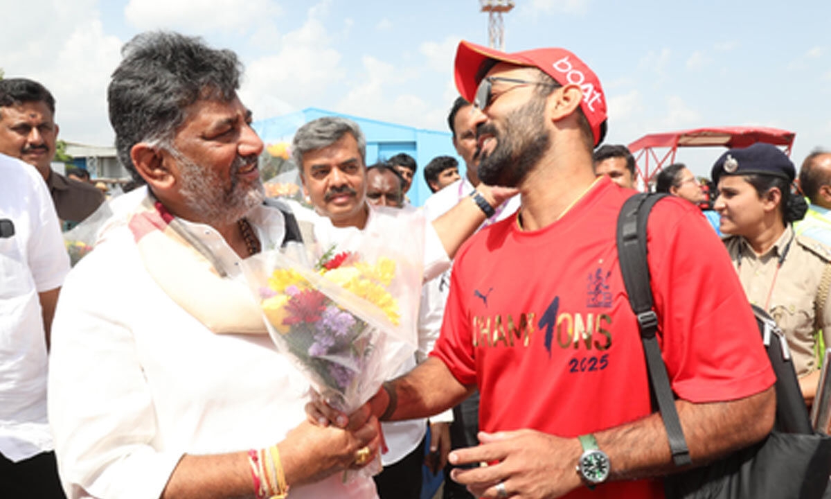 Grand felicitations at Vidhana Soudha, Chinnaswamy stadium but no open bus parade for RCB team due to security reasons