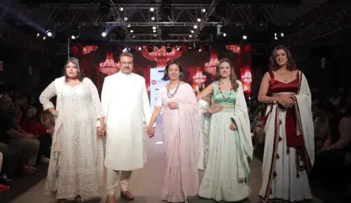 IBB Chronicles by Archana Jain Presents Aaparya Chikankari by Anu Arya at Ahmedabad Fashion Week