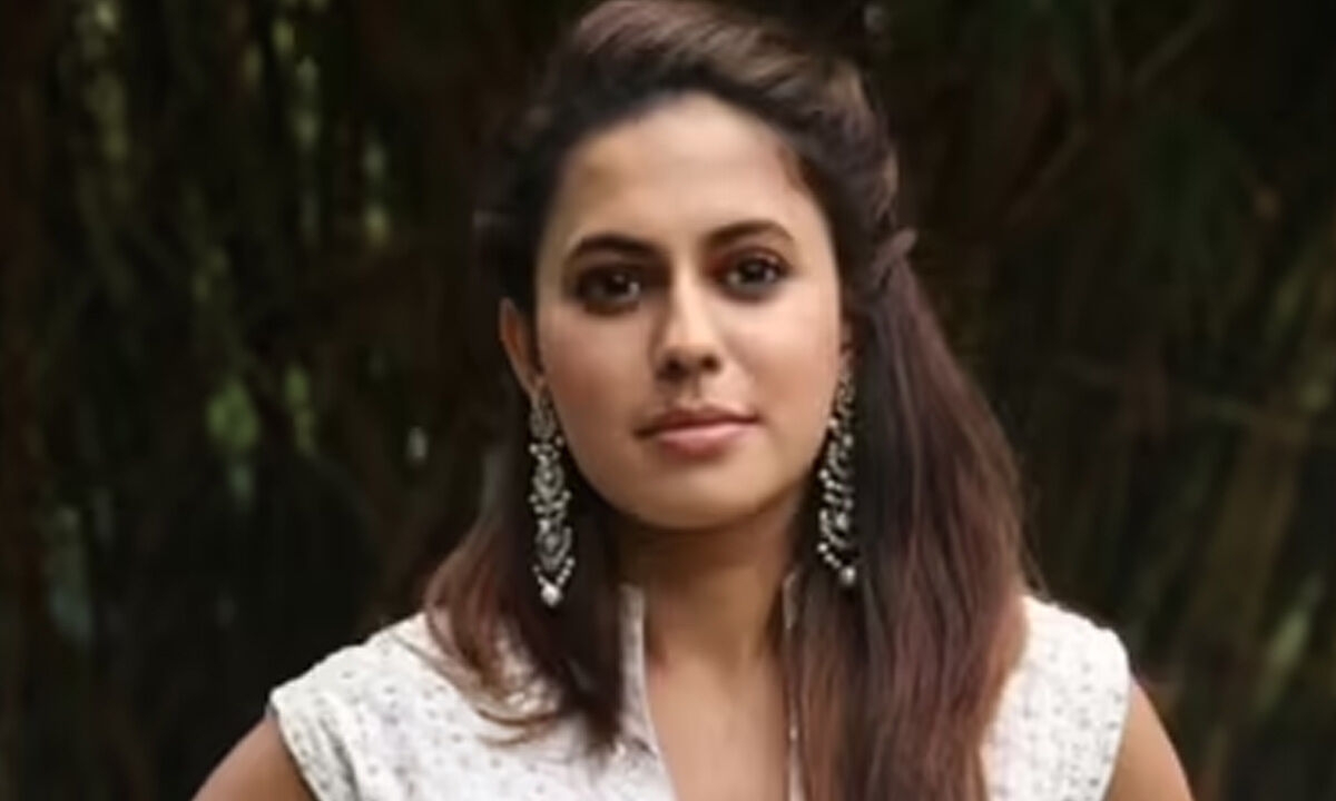 Kannada Actor's Mother Challenges Prolonged Detention In Karnataka High Court Despite Bail Grant