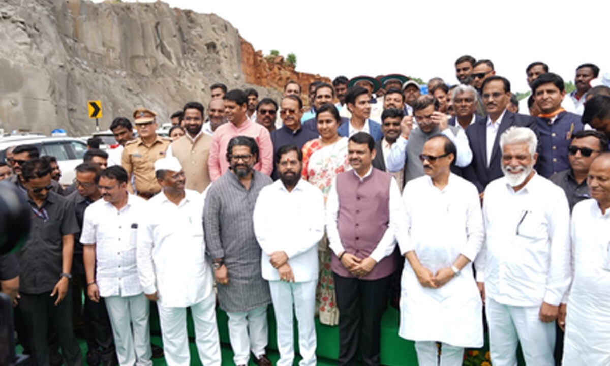 CM Fadnavis inaugurates final phase of Nagpur-Mumbai 'Samruddhi Mahamarg', says path to prosperity delivered