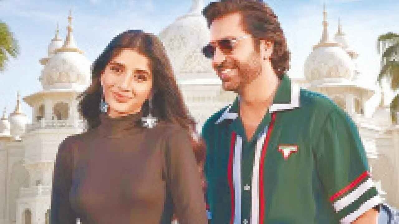 Akhil sachdeva on working with Mawra Hocane: ‘Music Has No Boundaries, But Nation Comes First'