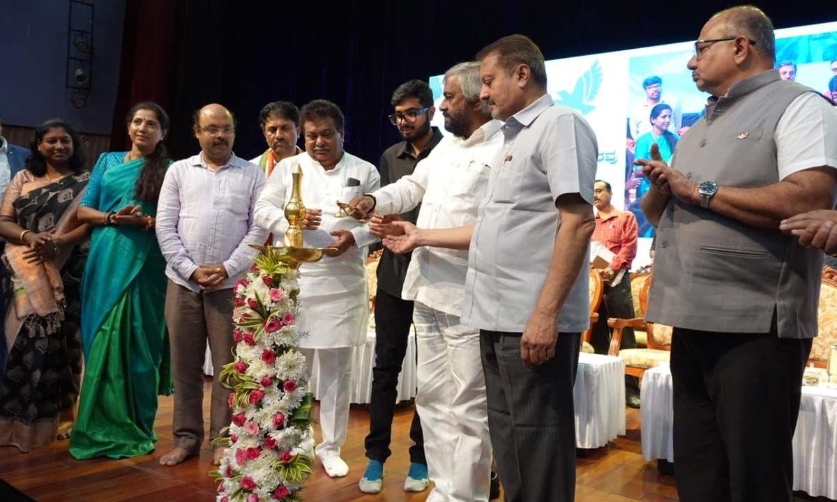 Sandalwood policy to be simplified soon: Eshwar Khandre
