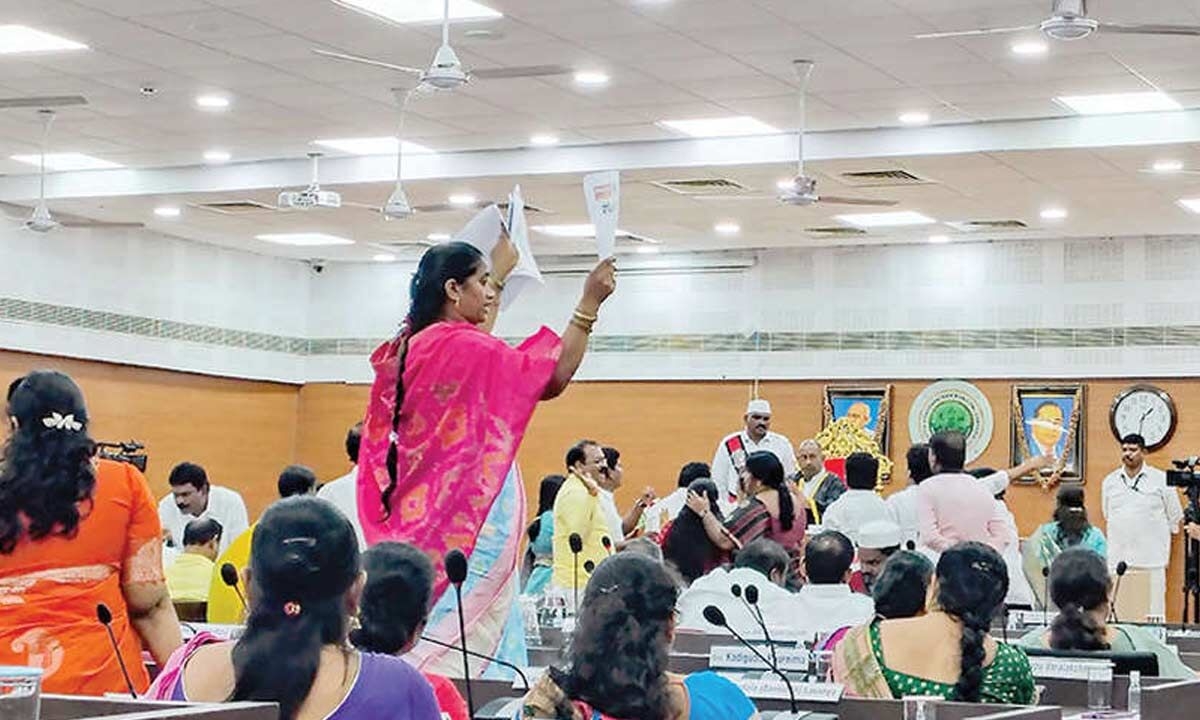 Council demands appointment of GVMC Commissioner
