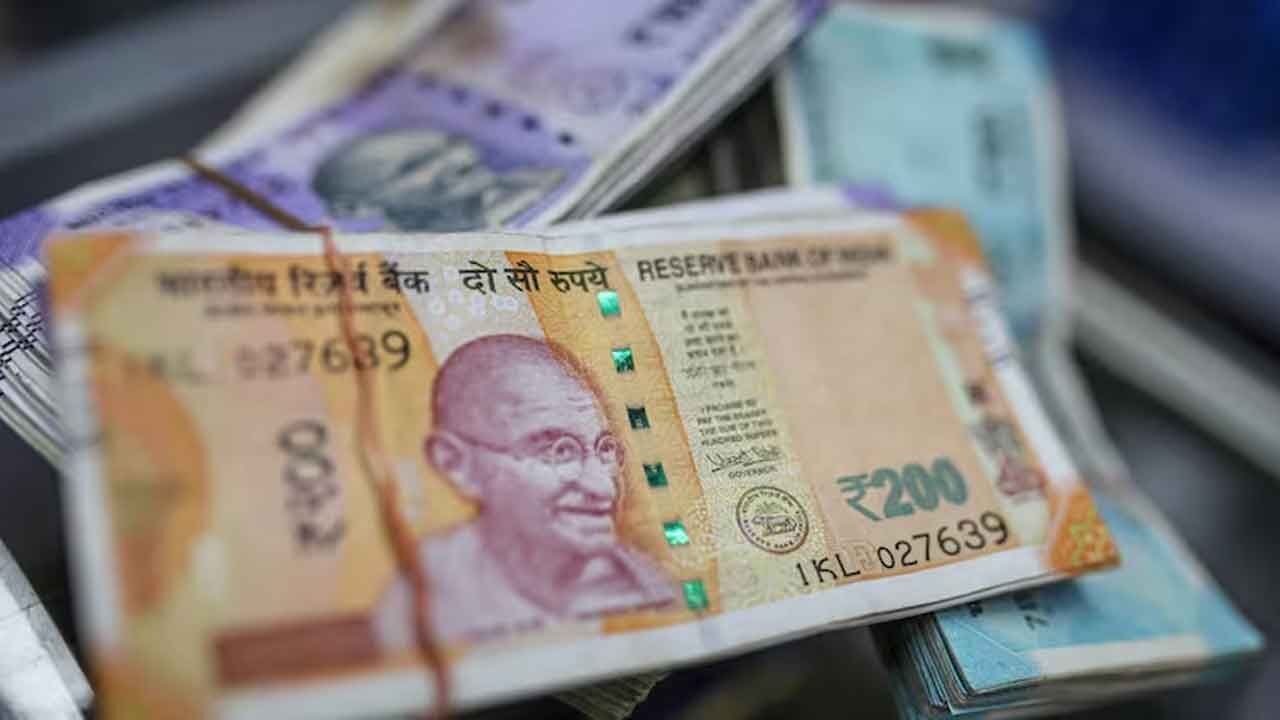 India's forex reserves drop $1.24 bln to $691.49 bln
