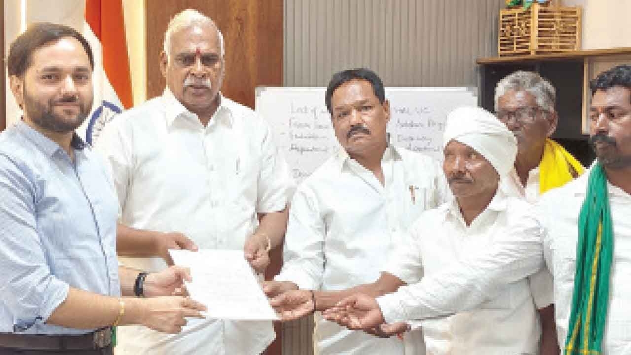 Tribals up in arms against establishment of Tiger Zone