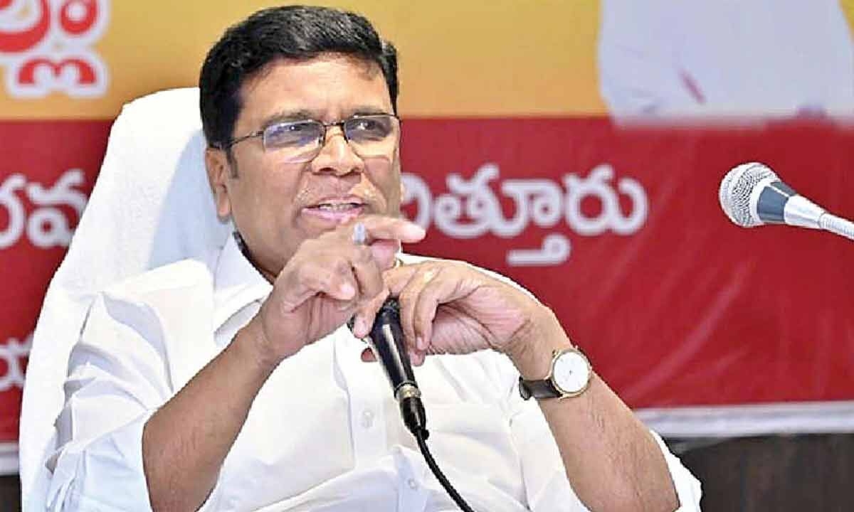 Implement CM's directives for mango farmers' welfare: MP
