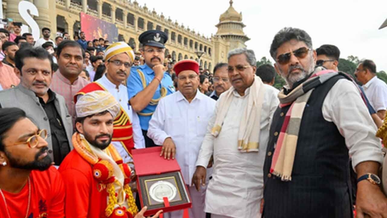 'Don't know who invited Governor to RCB players' felicitation event at Vidhana Soudha': K'taka Dy CM