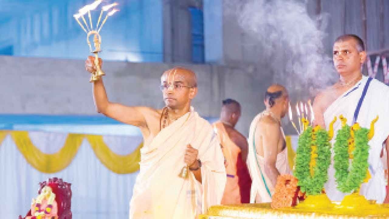 Hare Krishna Movement celebrates WB-themed fest