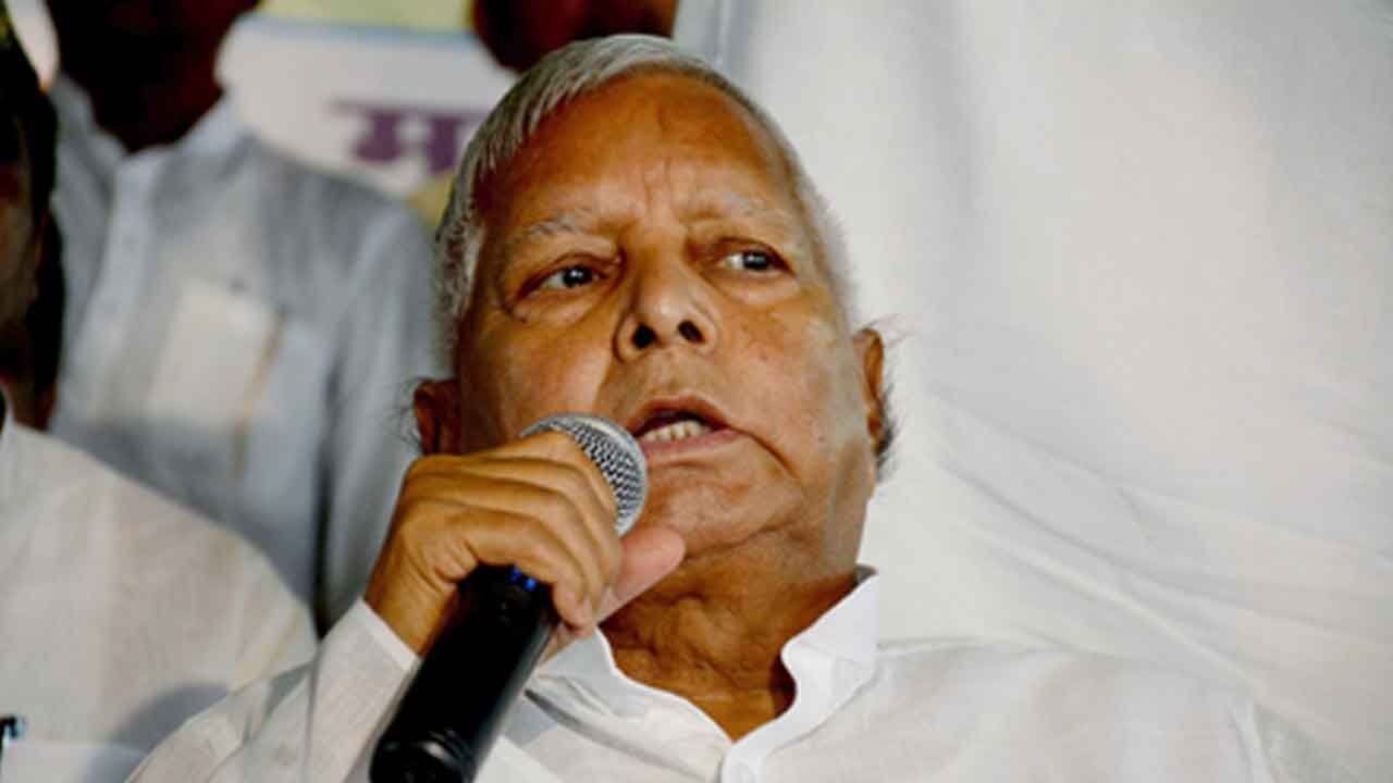 Lalu slams Nitish over rising crime in Bihar, cites 65,000 murders under his rule
