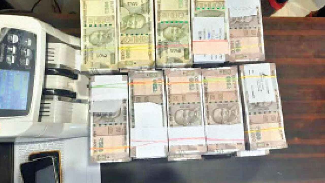 Rs 1.87 cr in fake currency seized in Hubballi